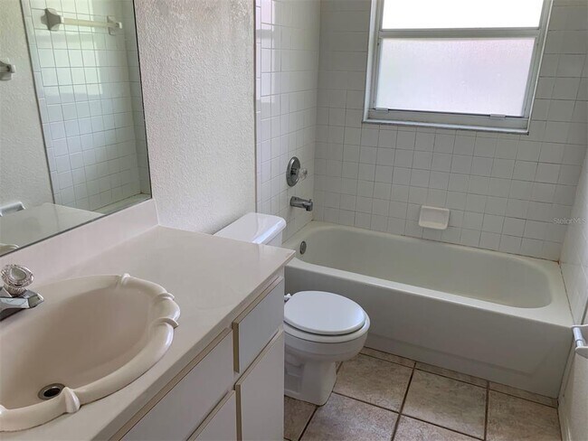 Building Photo - 234 Northview St