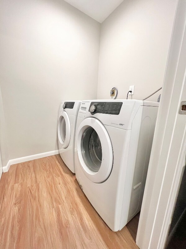 Building Photo - 2265 Hedgerow Road