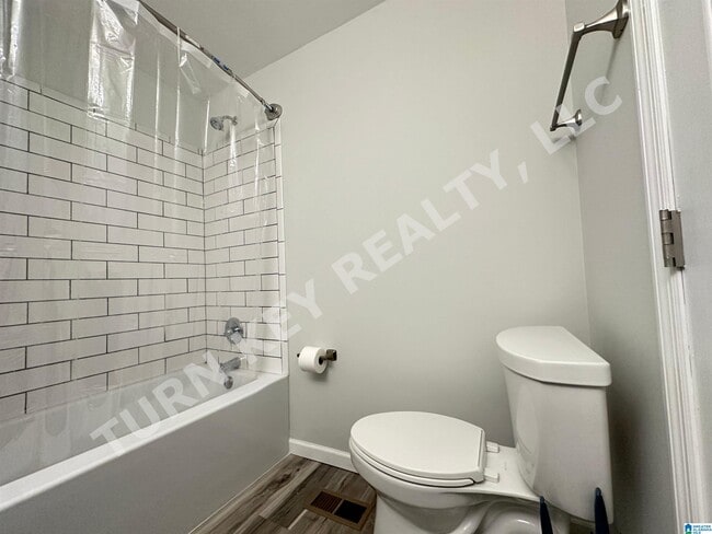 Building Photo - 7082 US-11