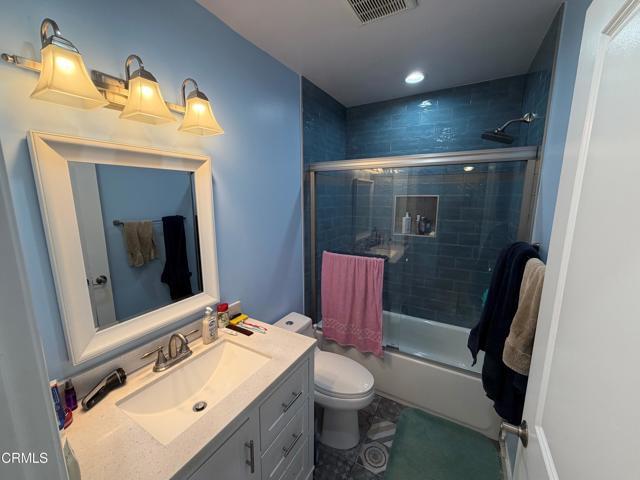 Building Photo - 4943 Collis Ave