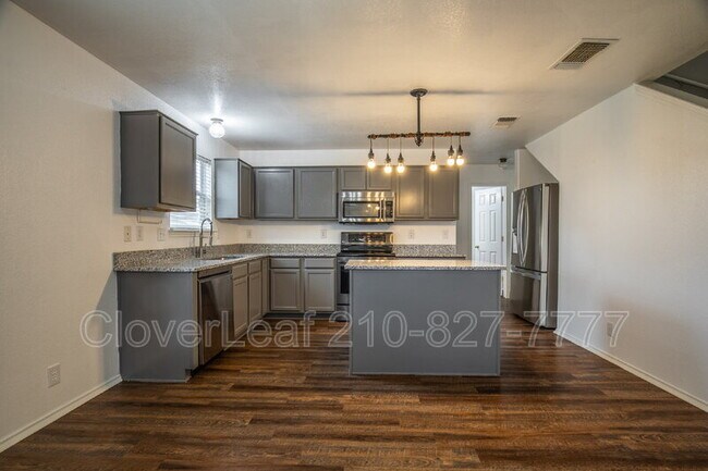 Building Photo - 7603 Bismarck Lake