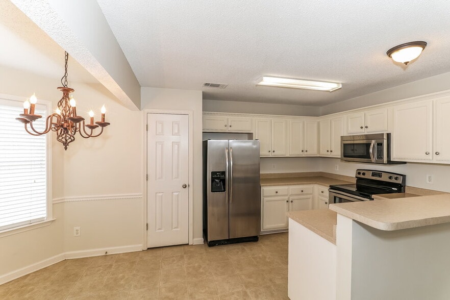 Building Photo - 1224 Whistler Dr