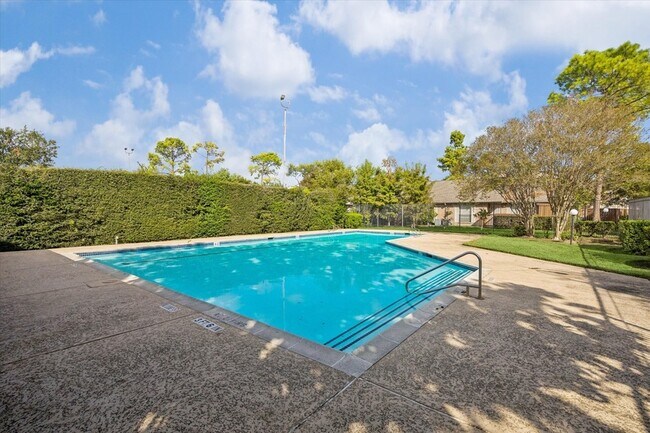 Building Photo - 8801 Hammerly Blvd