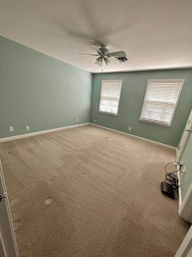 Building Photo - 305 Hanover Arms Ct