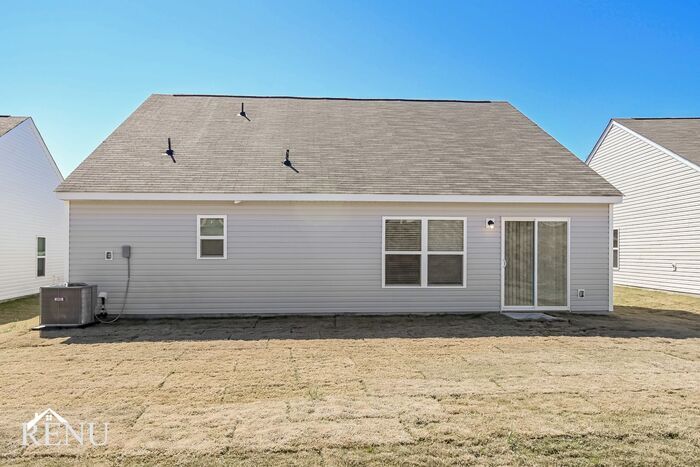 Building Photo - 243 Sundew Rd