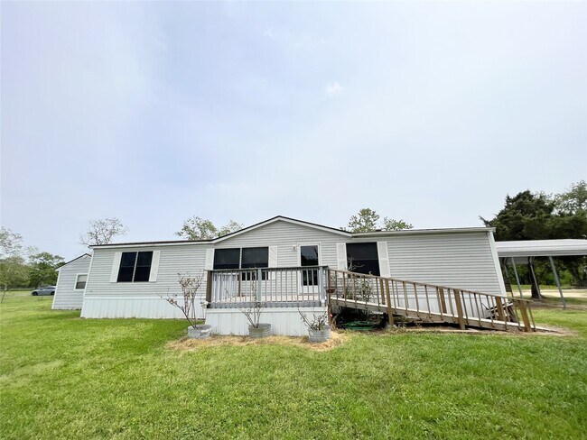 Building Photo - 10125 Needville Fairchilds Rd