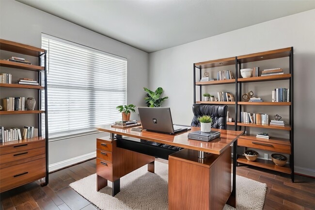 Building Photo - 19015 Blue Valley Ln