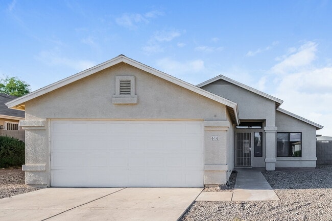 Building Photo - 616 E Arizona Ave