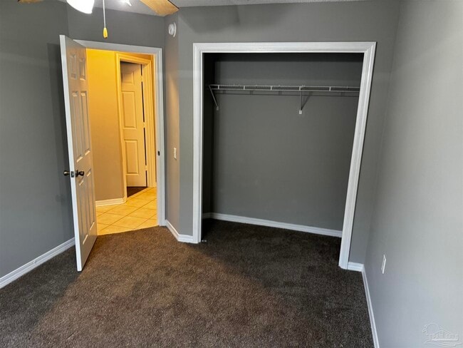 Building Photo - 9184 Arand Dr