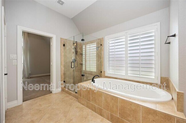 Building Photo - 2423 Rosillos Peak Dr