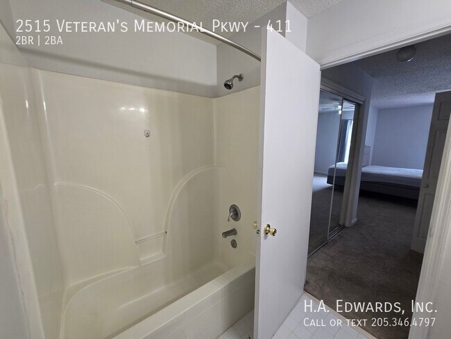 Building Photo - 2515 Veterans Memorial Pkwy