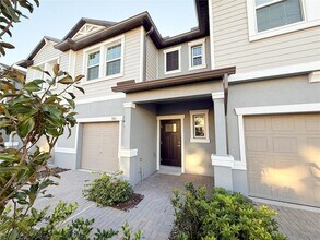 Building Photo - 9001 Gallantree Pl