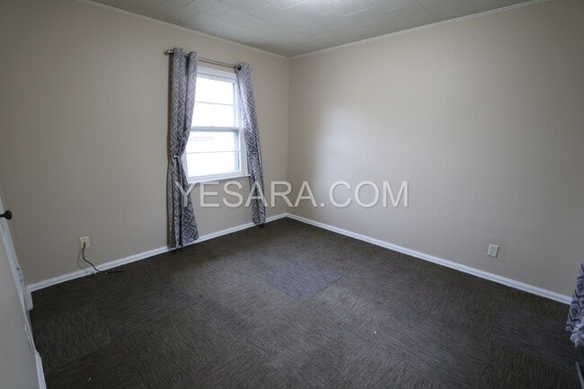 Building Photo - 124-124 Melrose Ct