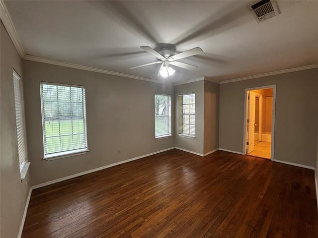 Building Photo - 816 E Texas St