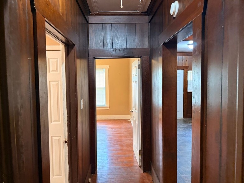 Building Photo - 4623 6th Ave