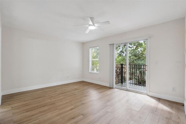 Building Photo - 2704 E Central Blvd