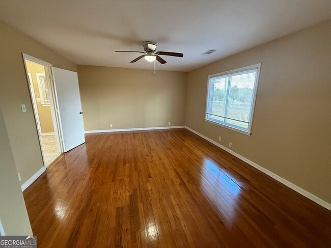 Building Photo - 2381 Rat Kinney Rd