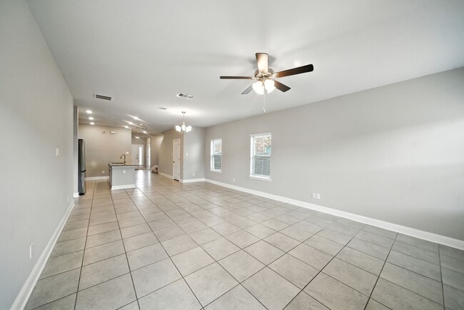 Building Photo - 32943 Turning Springs Dr