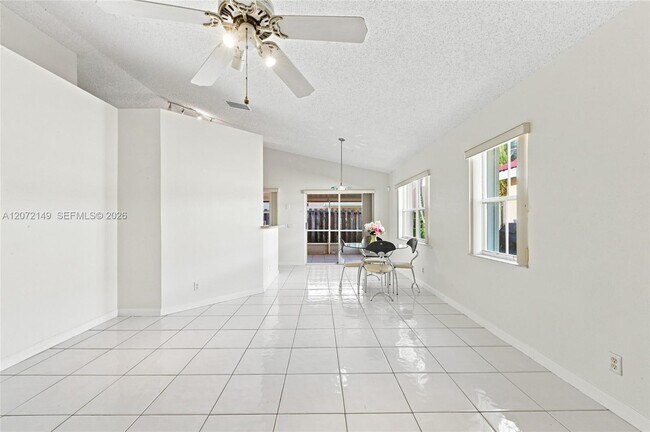 Building Photo - 7336 Granada Way