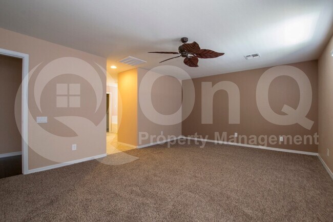 Building Photo - 4749 S Antonio