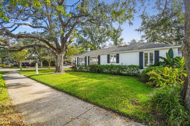 Building Photo - Beautiful Home on Davis Island