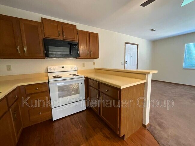Building Photo - 251 Eagle Ridge
