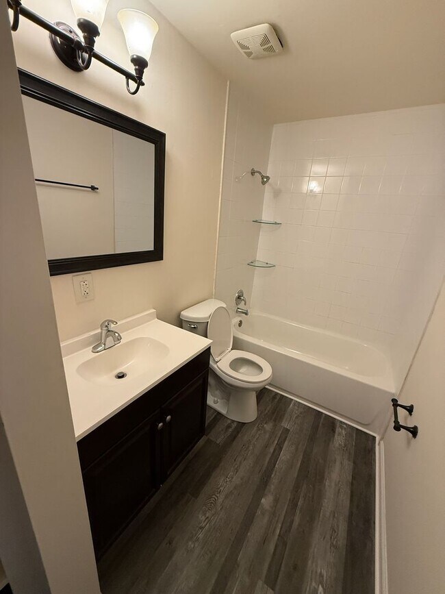 Building Photo - 3519 Buffalo Ct