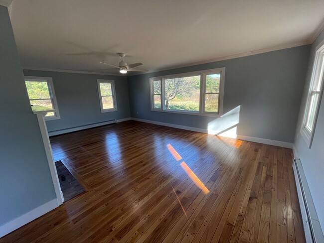 Building Photo - Private, tranquil Rental in Lenox, MA!