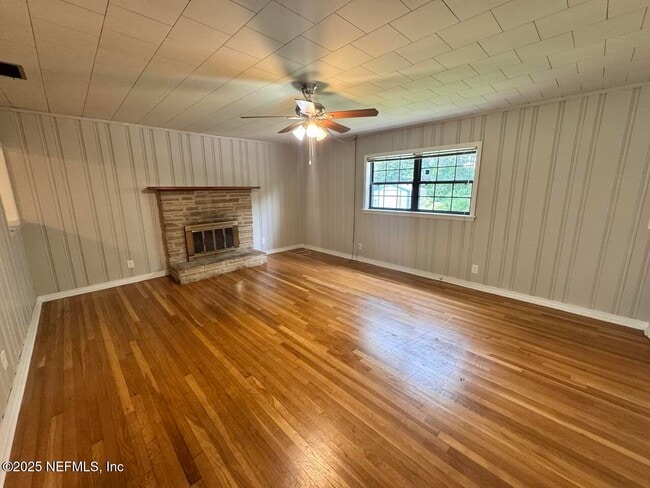 Building Photo - 2054 Holly Oaks River Dr