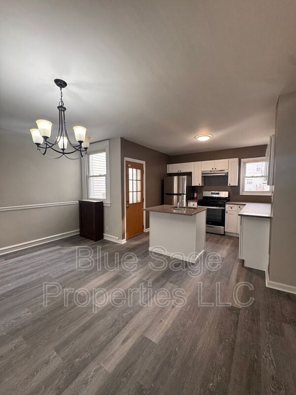 Building Photo - 145 N Madison Ave