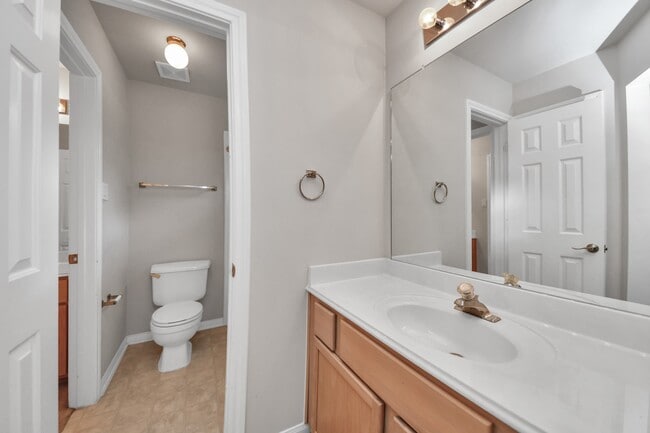 Building Photo - 610 Ashley Cove Ct