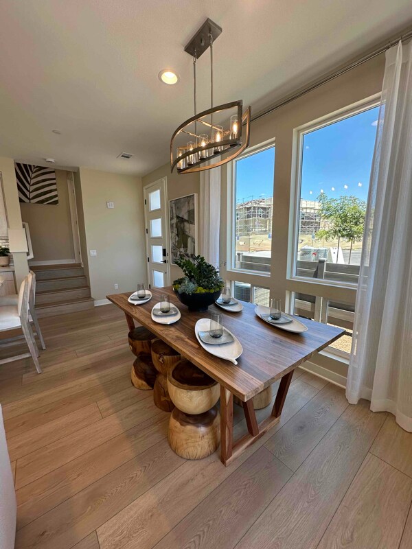 Building Photo - 502 spindle Way