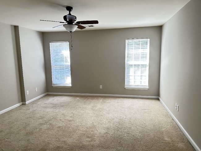 Building Photo - 18 Spring Crossing Cir
