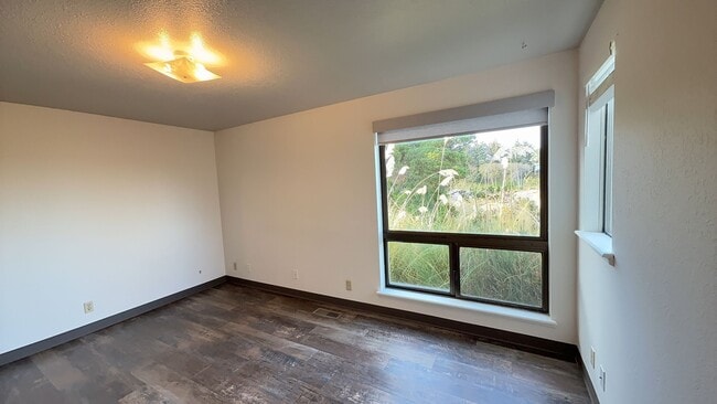 Building Photo - FAR125-Chicago