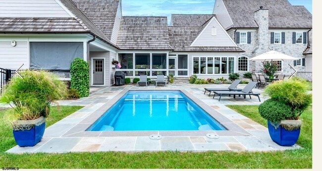 Building Photo - 119 N Huntington Ave