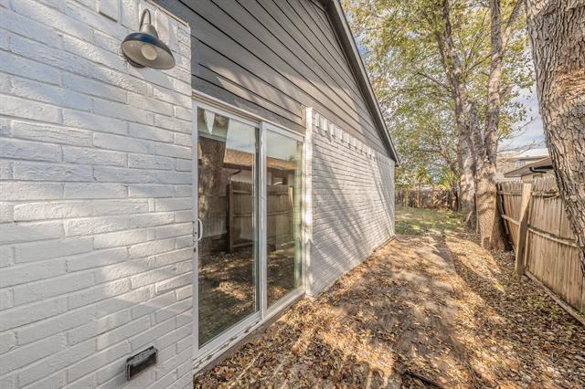 Building Photo - 2425 Cripple Creek Dr