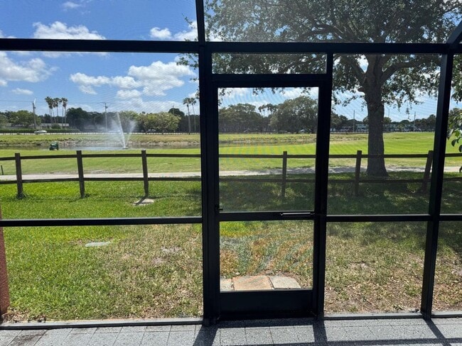 Building Photo - 1641 Fairway Rd