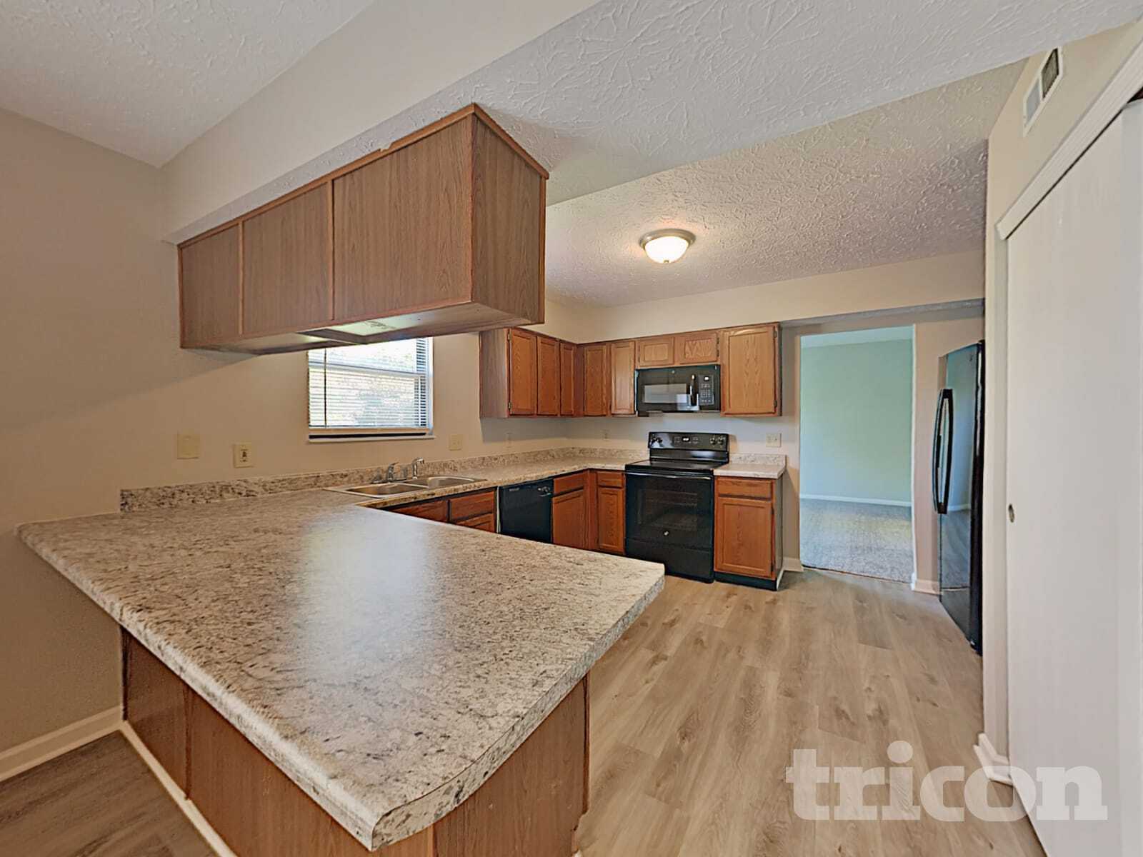 Building Photo - 3708 W 42nd Terrace