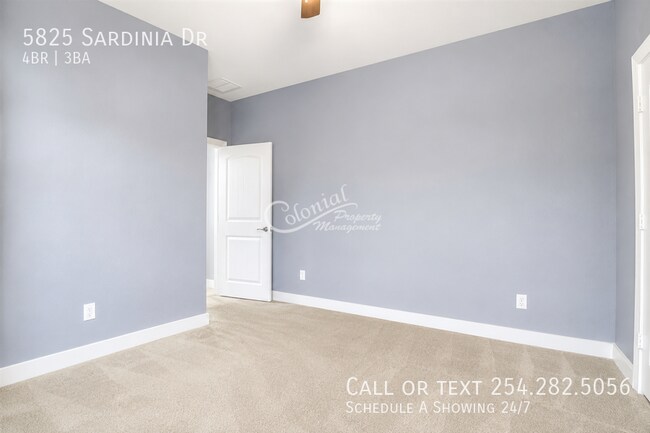 Building Photo - 5825 Sardinia Dr