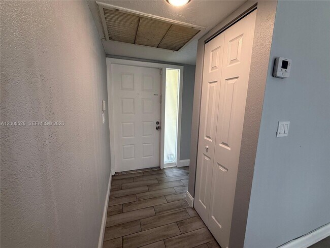 Building Photo - 802 Constitution Dr