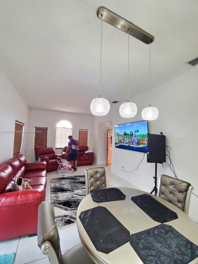 Building Photo - 18120 SW 137th Path