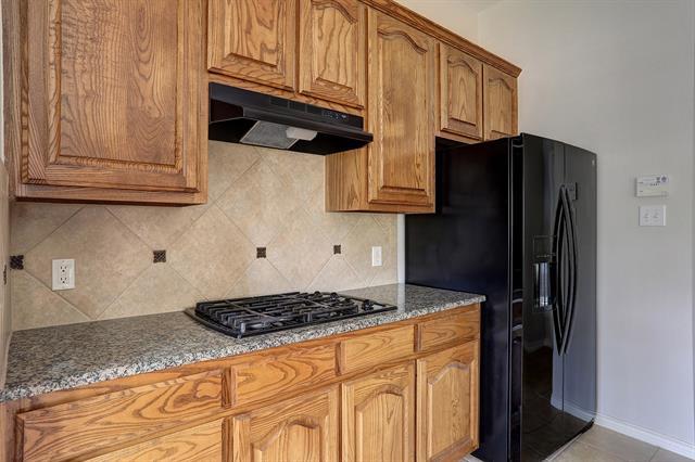 Building Photo - 5700 Broken Spur