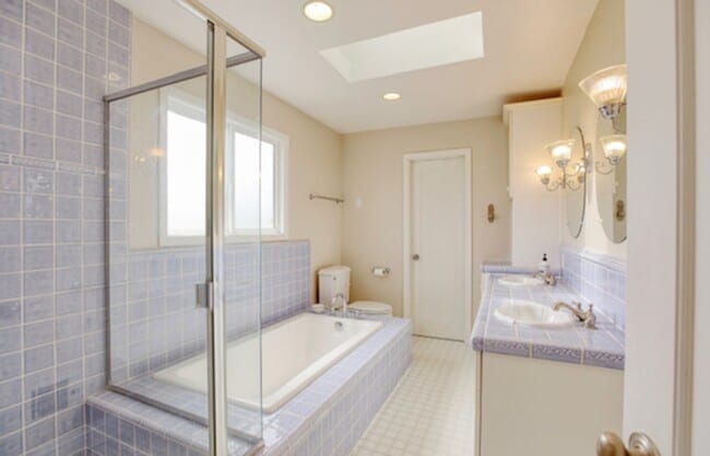 Building Photo - Beautiful Shell Beach Home