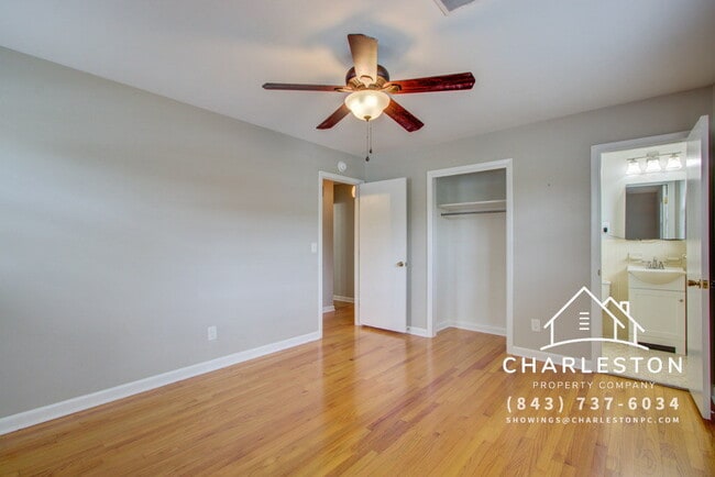 Building Photo - 1502 Woodcrest Ave