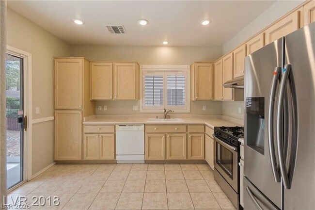 Building Photo - 2557 Shellsburg Ave