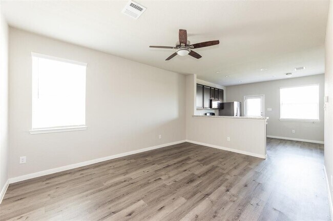 Building Photo - 3007 Orchid Ranch Dr