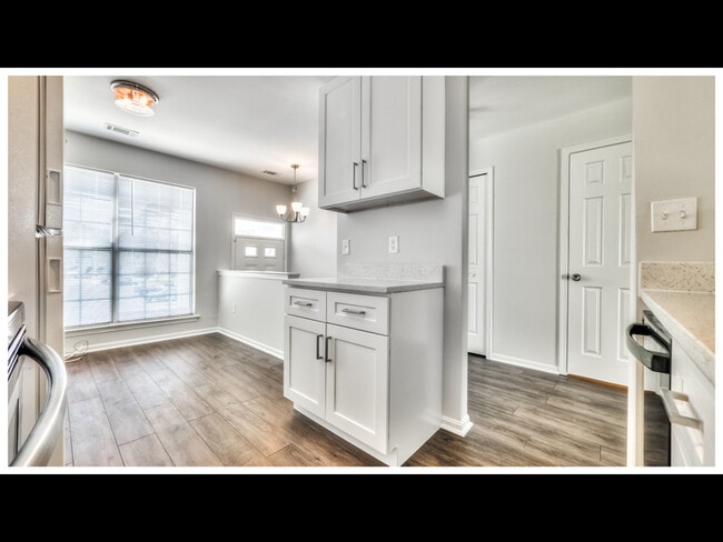Building Photo - 1429 Nestlewood Ct