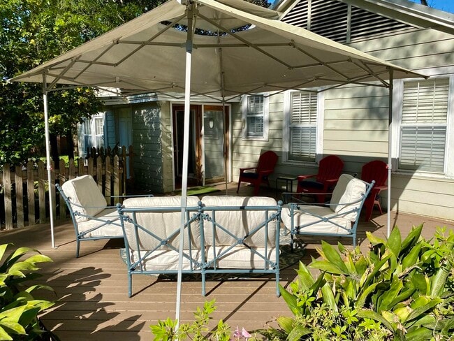 Building Photo - 1320 Terrace St