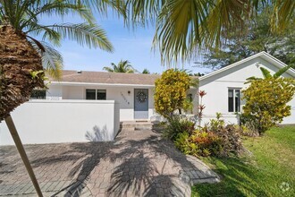 Building Photo - 18002 SW 87th Pl