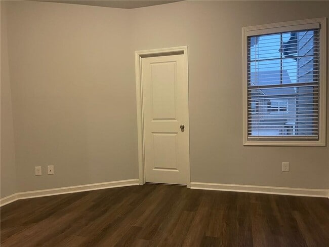 Building Photo - 2559 Irwell Way
